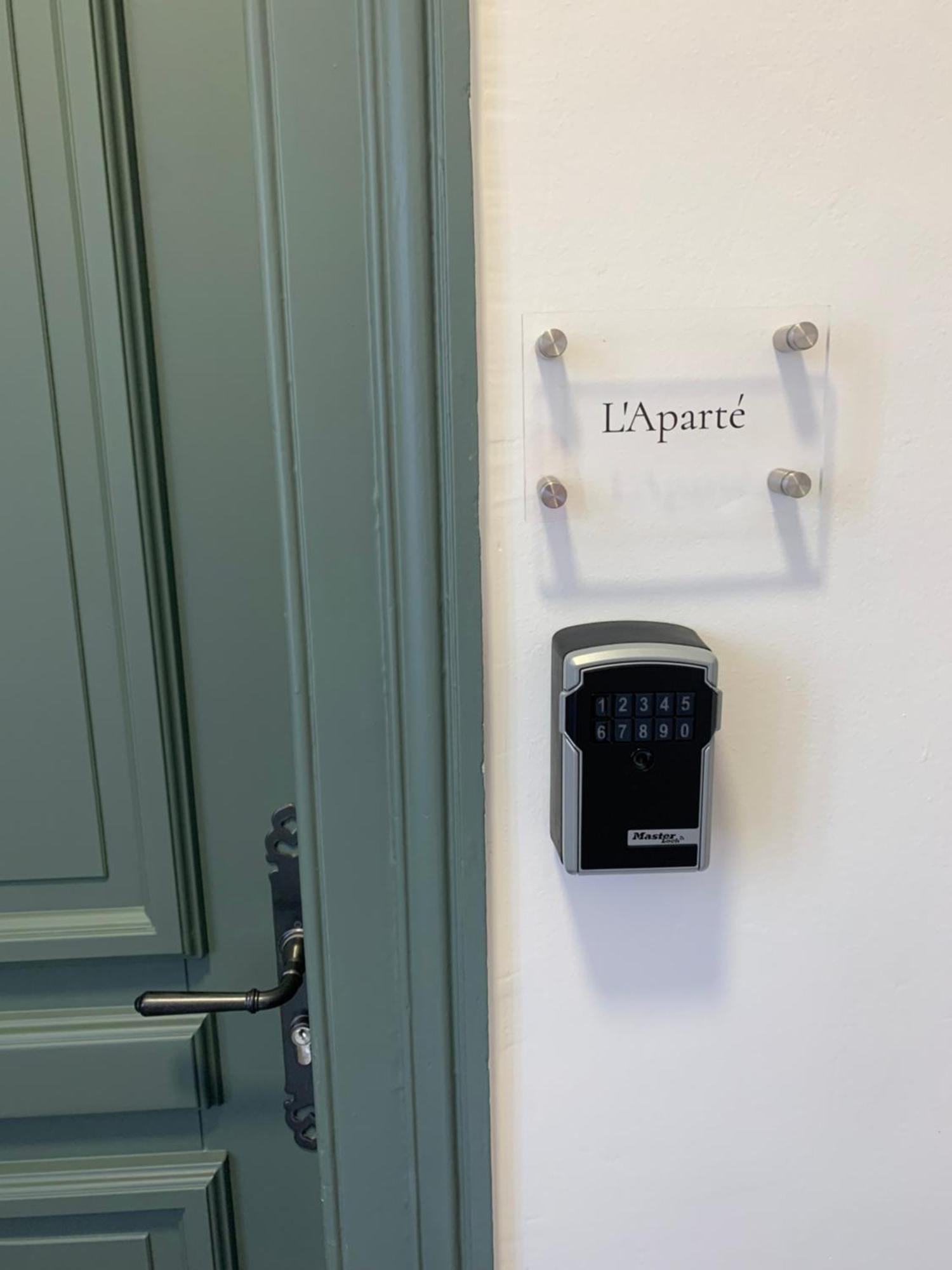 Le Carre Courtois Apartment Luisant Екстериор снимка