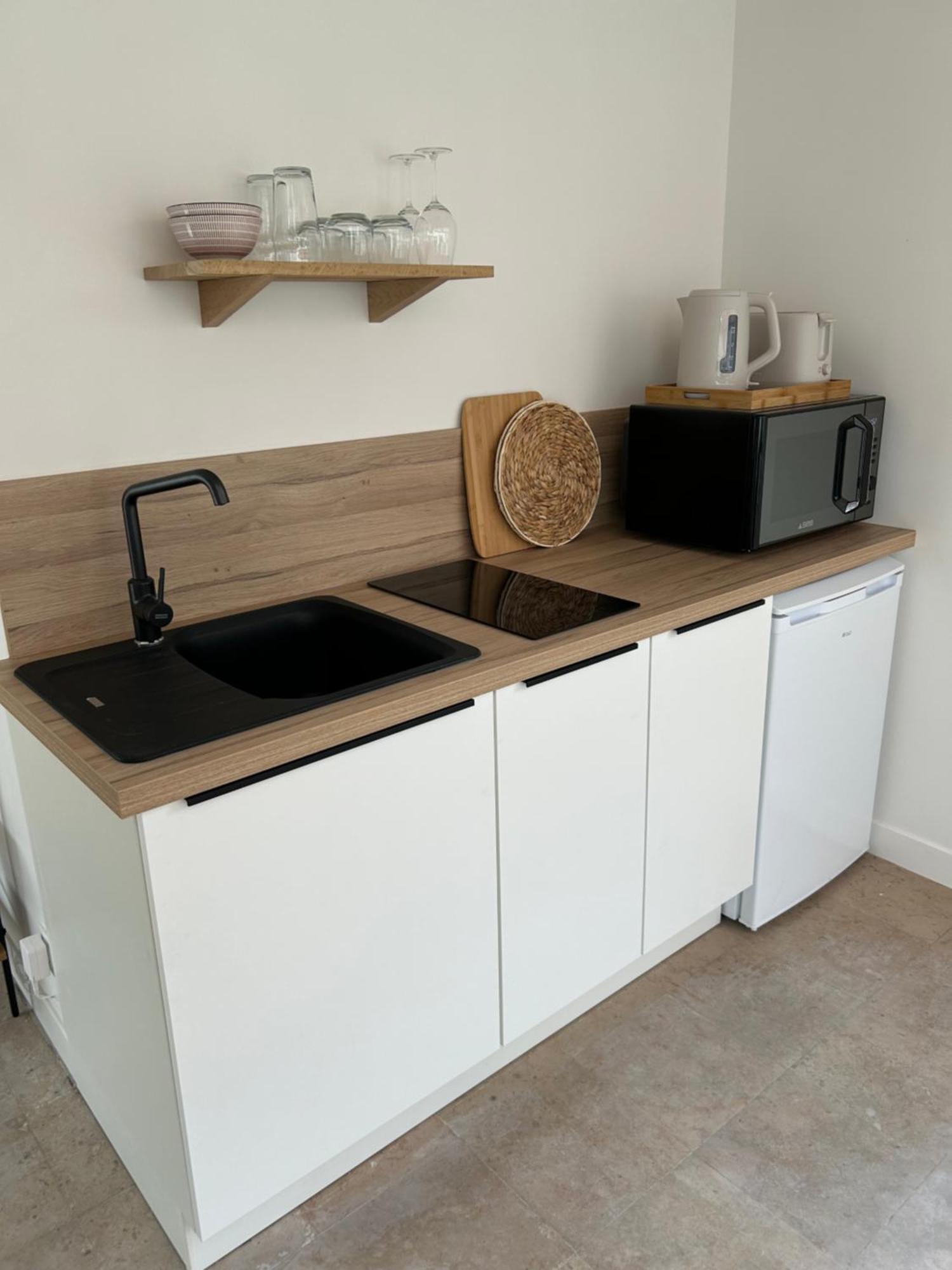 Le Carre Courtois Apartment Luisant Екстериор снимка