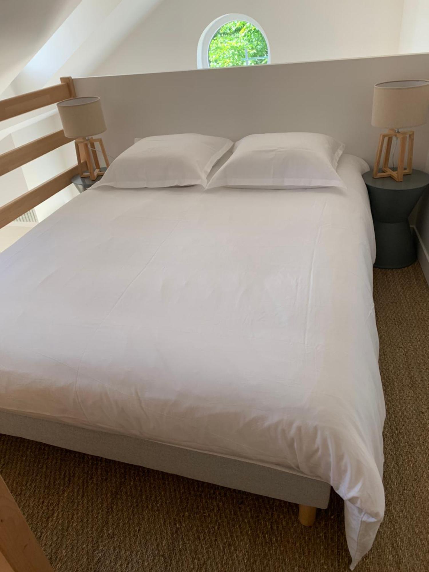 Le Carre Courtois Apartment Luisant Екстериор снимка