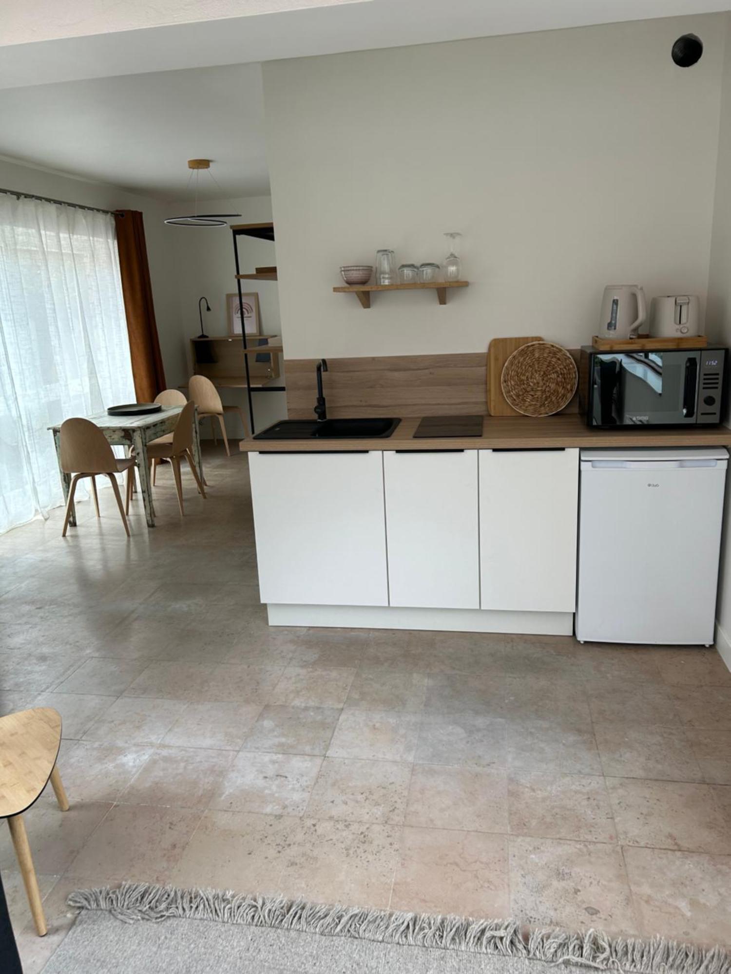 Le Carre Courtois Apartment Luisant Екстериор снимка