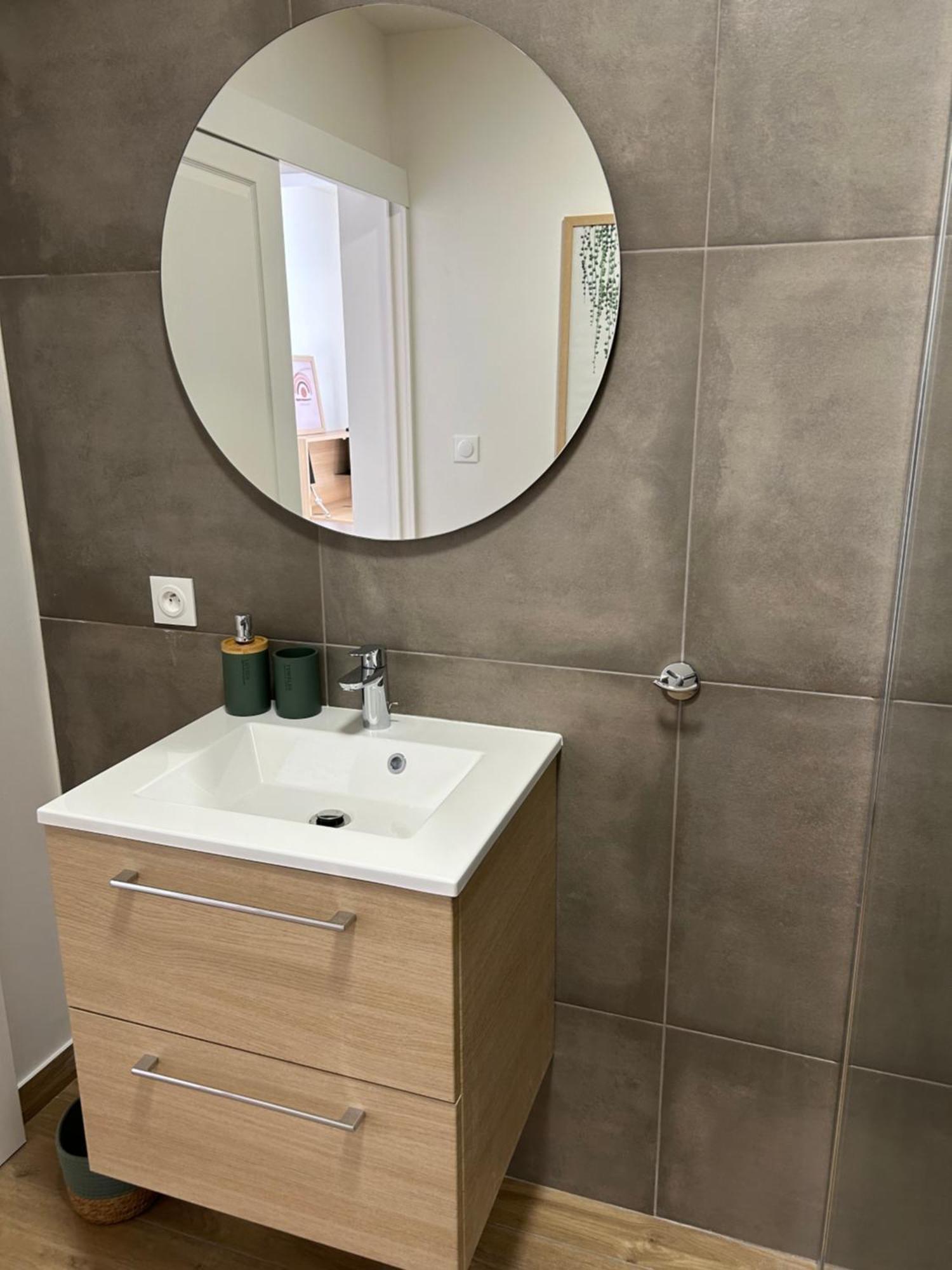 Le Carre Courtois Apartment Luisant Екстериор снимка